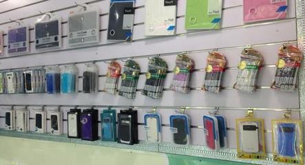 手機配件店接連關閉，自動售貨機徹底取代3C實體店